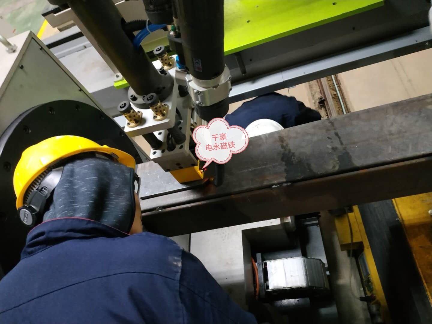 機器人夾持解決方案—電永磁鐵自動化夾具